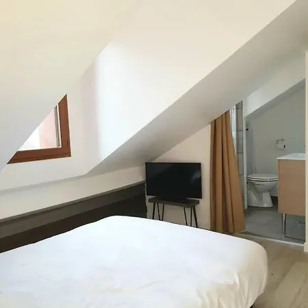 Apartment Sous Les Toits Du Vieil